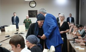 Сергей Меняйло передал ордена Мужества семьям погибших участников специальной военной операции