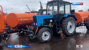 Вторую партию коммунальной техники из Москвы получила Северная Осетия – 6 новых тракторов «Беларус»