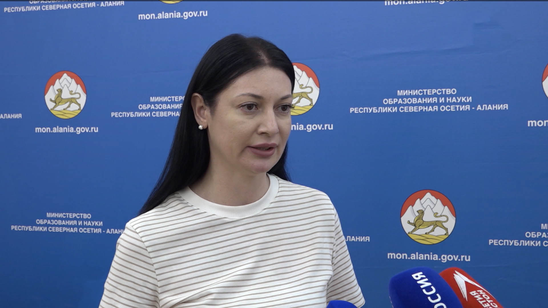 Элла Алибекова опровергла распространяемую в соцсетях информацию о денежных выплатах родителям первоклассников