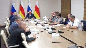 Дзанайты Барисы разамындæй цы æмбырд ацыд, уым ныхас цыди æххæстгæнæг хицаудзинады оргæнты куыстыл