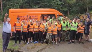 Сотрудники Госавтоинспекции напомнили о ПДД отдыхающим оздоровительного центра «Горный воздух»