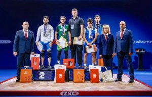 Оганес Вардеванян стал серебряным призером чемпионата России по тяжёлой атлетике