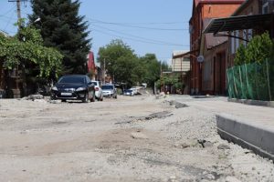 В Заводском продолжается ремонт участка улицы Даргкохской