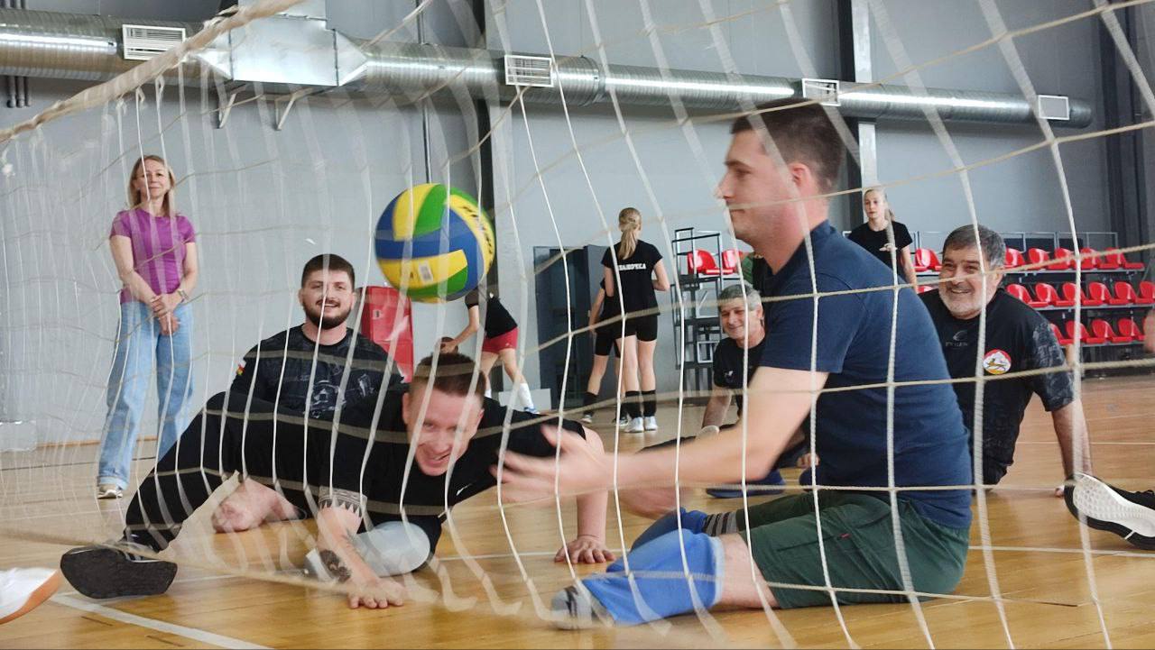 Команда ветеранов СВО по волейболу готовится к региональному «Кубку Защитников Отечества»
