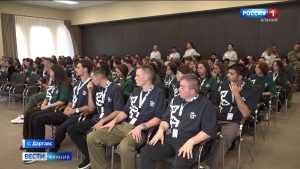 Панельная дискуссия «Герои нашего времени. Опыт СВО» прошла в рамках летнего студенческого слета «Арыгон»