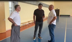 Артур Таймазов и Сослан Фраев проверили готовность двух образовательных учреждений к запуску проекта «Борьба в школы»