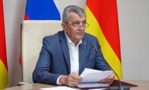 В республике сохраняется актуальность незаконного оборота наркотиков – Сергей Меняйло