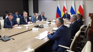 Формирование комфортной городской среды обсудили на совещании в правительстве