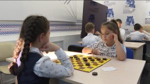 Лучших игроков в шашки определили на турнире во Владикавказе