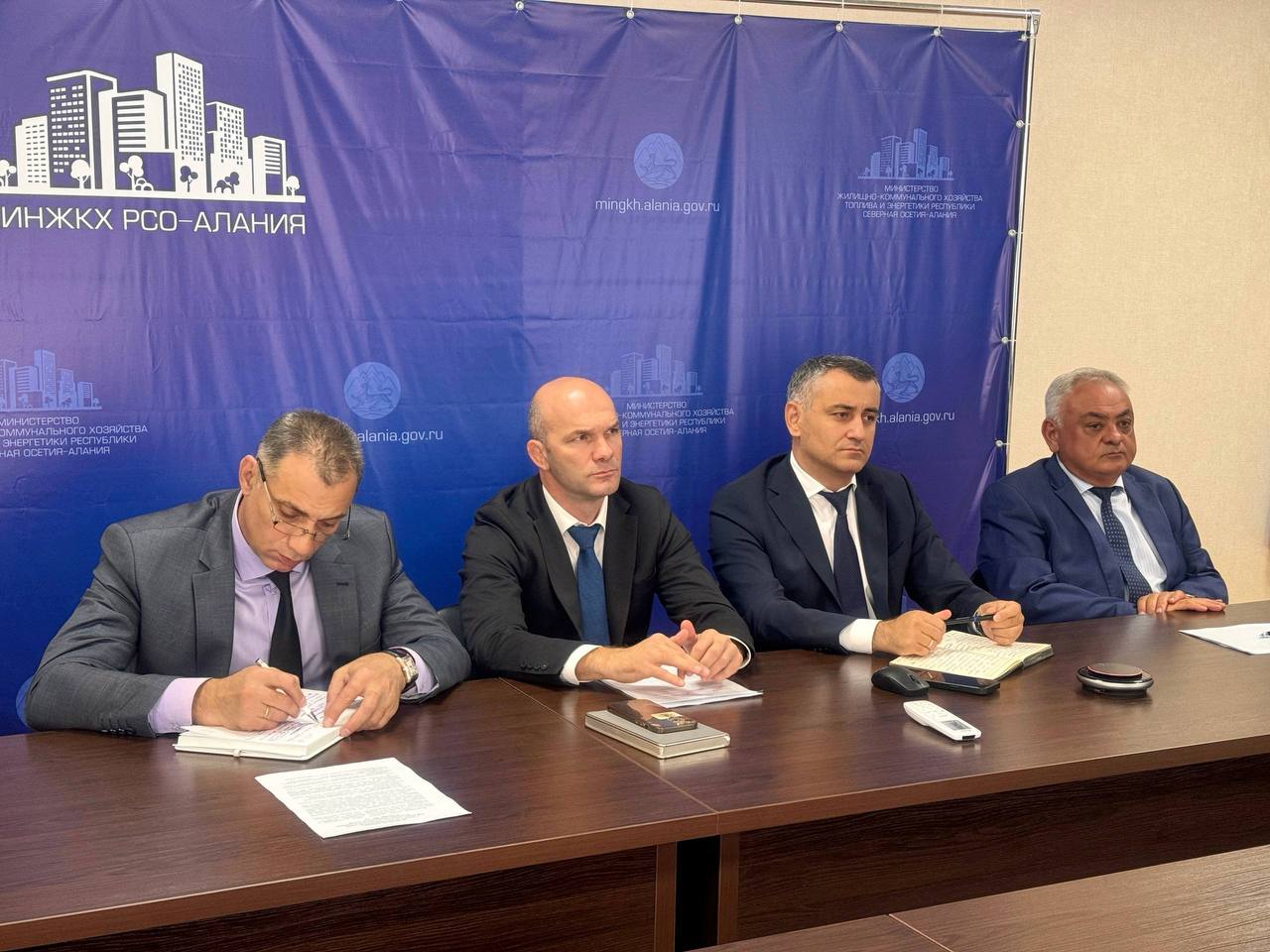 В Алагире проводят реконструкцию системы теплоснабжения