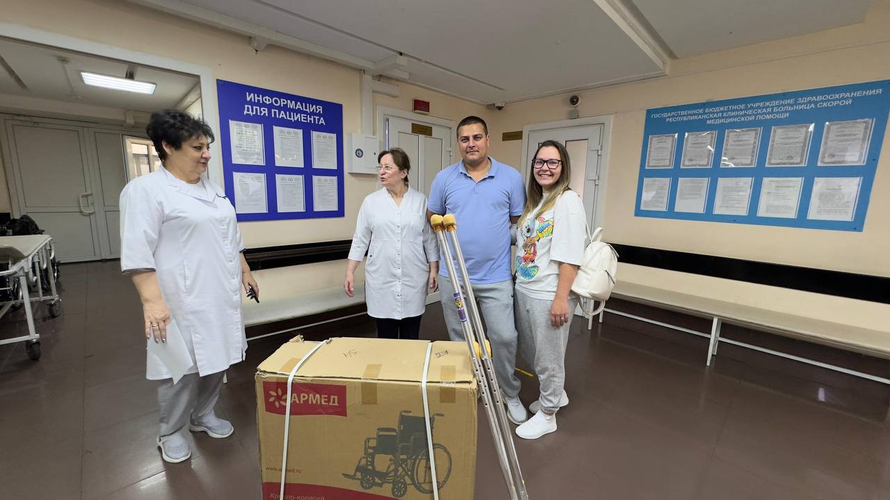 Ветеран СВО передал в дар военному госпиталю и КБСП технические средства реабилитации