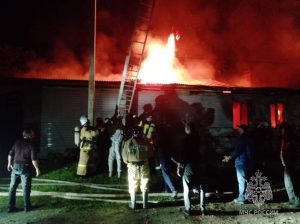 Сотрудники МЧС предотвратили взрыв в частном доме в с. Средний Урух