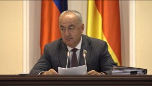 Общие принципы организации местного самоуправления, республиканский бюджет обсудили на заседании Совета парламента