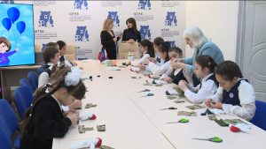 Фыды æппæтадæмон боны кадæн сæрмагонд æфсæддон операцийы архайджыты сывæллæттæн скодтой дæсныйадæвдисæг ахуыртæ