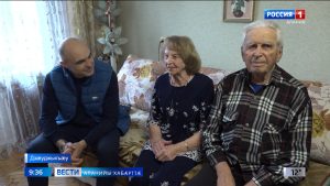 Ацæргæ адæмы боны кадæн парти «Иугонд Уæрæсе»-йы активисттæ бабæрæг кодтой фæллойы ветеранты æмæ æмкъæйтты