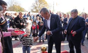 Сергей Меняйло принял участие в праздничных мероприятиях, посвященных 100-летнему юбилею селения Озрек