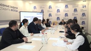 На базе Штаба общественной поддержки «Единой России» прошел дискуссионный клуб «Развитие некоммерческого сектора страны»