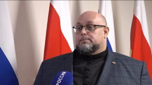 Финалист программы «Доблесть Осетии» Эдуард Зачиняев постигает основы госуправления