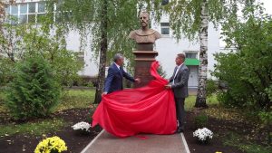 В Москве прошло торжественное открытие памятника выдающемуся осетинскому поэту, писателю, художнику и общественному деятелю К.Л. Хетагурову