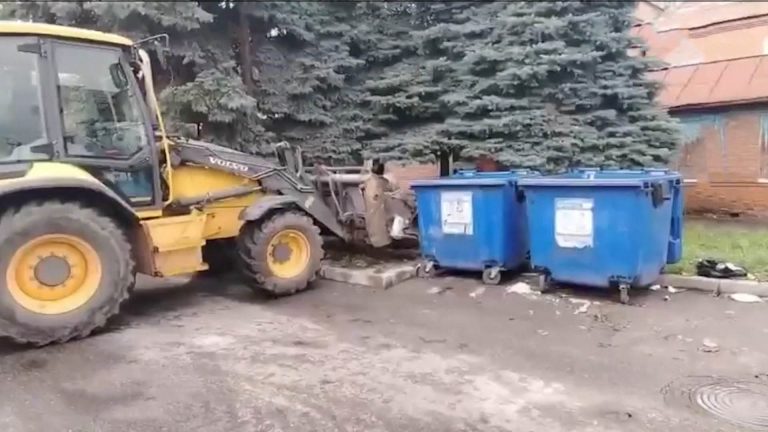 Ситуация с вывозом мусора во Владикавказе постепенно стабилизируется – МинЖКХ