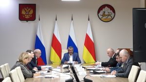 Сергей Меняйло провел заседание комиссии по предупреждению и ликвидации ЧС и обеспечению пожарной безопасности