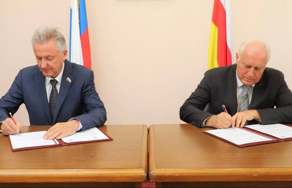 Владикавказ и Симферополь договорились о сотрудничестве – соглашение подписали мэры двух городов