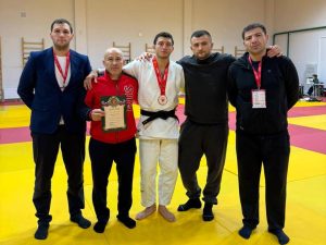 Георгий Елбакиев и Алан Хубецов стали бронзовыми призерами чемпионата России по дзюдо