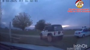 Лишенный прав водитель внедорожника пытался cкрыться от экипажей ДПС в Сунже