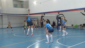 Во Владикавказе проходит открытый турнир по волейболу среди девочек
