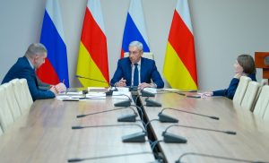 Борис Джанаев провел совещание по деятельности автовокзалов и транспортной доступности в Северной Осетии