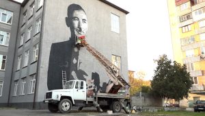 Портрет дважды Героя Советского Союза Исса Плиева появился на фасаде 26-й школы Владикавказа