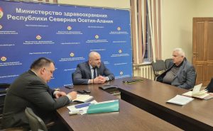 Вопрос неисправного тяжелого оборудования в республиканском онкодиспансере обсудили в Минздраве