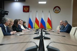 Сергей Меняйло встретился с делегацией комитета Госдумы по труду, социальной политике и делам ветеранов