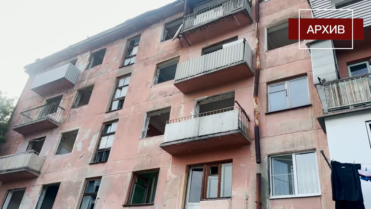 Во Владикавказе снесли аварийный многоквартирный дом на улице Грибоедова