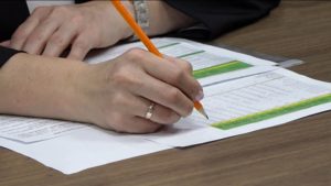 Дзанайты Барисы разамындæй æмбырды ныхас цыд, электрон тыхæн, хъармæн æмæ газæн фиддонтыл