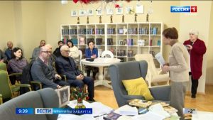 Национ наукон библиотекæйы уыд Ирон театры ирддæр актертæй иу Цæрукъаты Алыксандры мысæн изæр