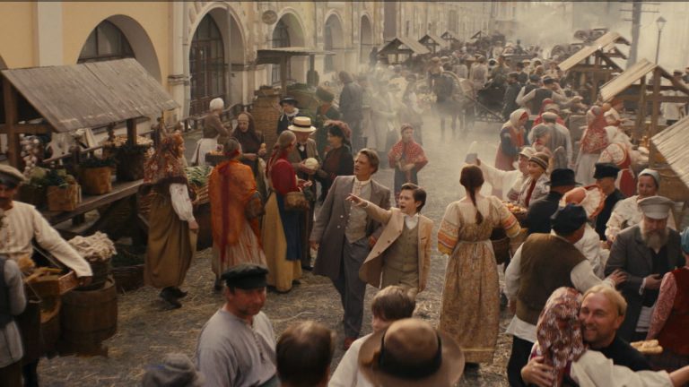 В большой прокат при поддержке телеканала «Россия» вышел фильм «Волчок»