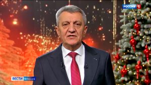 Сергей Меняйло поздравил жителей республики с наступающим Новым годом