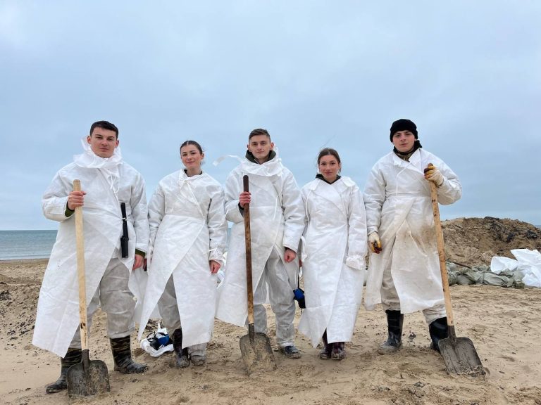 Сергей Меняйло поздравил с праздником добровольцев и волонтеров