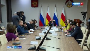 Таймураз Тускаев провел итоговую в уходящем году пресс-конференцию