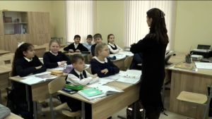 Дзæуджыхъæуы 50-йæм скъолайы кæронмæ æрхæццæ сты бындурон цалцæггæнæн куыстытæ