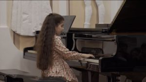 Чайковскийы номыл Дзæуджыхъæуы 1-æм музыкалон скъола бадзырд бафыста горæт Химкийы сывæллæтты аивæдты Центрон скъолаимæ