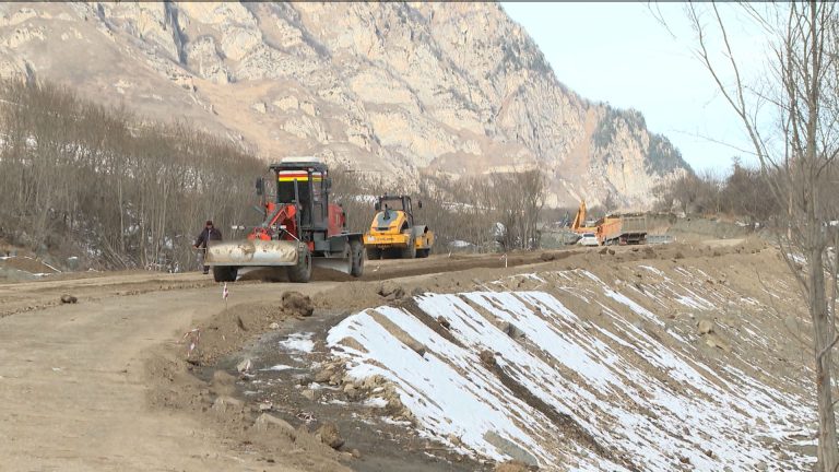 Реконструкцию дороги от Горной Санибы до Кармадона планируют завершить в 2027 году