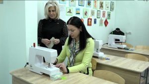 Элла Алибекова проверила, как оборудованы кабинеты для уроков труда в 4-й школе Беслана