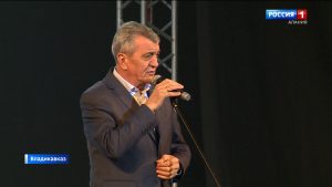 Сергей Меняйло принял участие в праздновании Дня российского студенчества в СОГУ