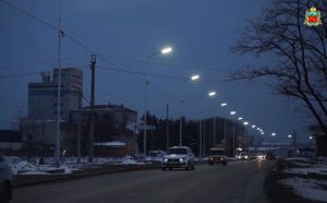 Работы по установке освещения на улицах Тельмана и Трассовая во Владикавказе планируют завершить до конца февраля