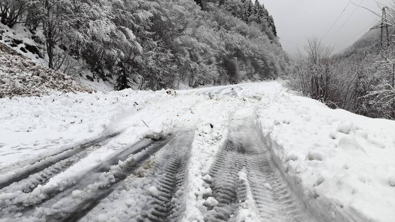 Дорожные службы Южной Осетии приступили к расчистке Транскама