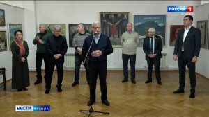 В выставочном зале Союза художников наградили победителей конкурса «Вернисаж года-2025»