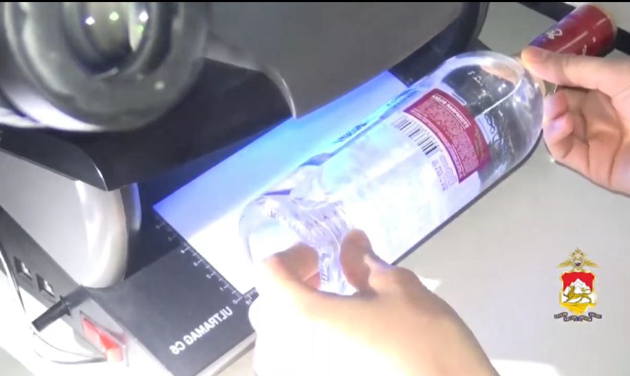 В станице Луковской ликвидировали крупный склад контрафактного алкоголя