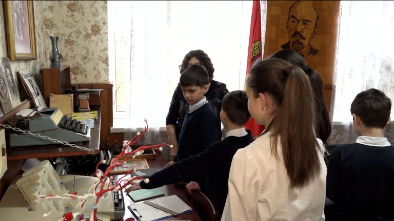 Первый в республике музей журналистики открылся в редакции газеты «Вести Дигории»